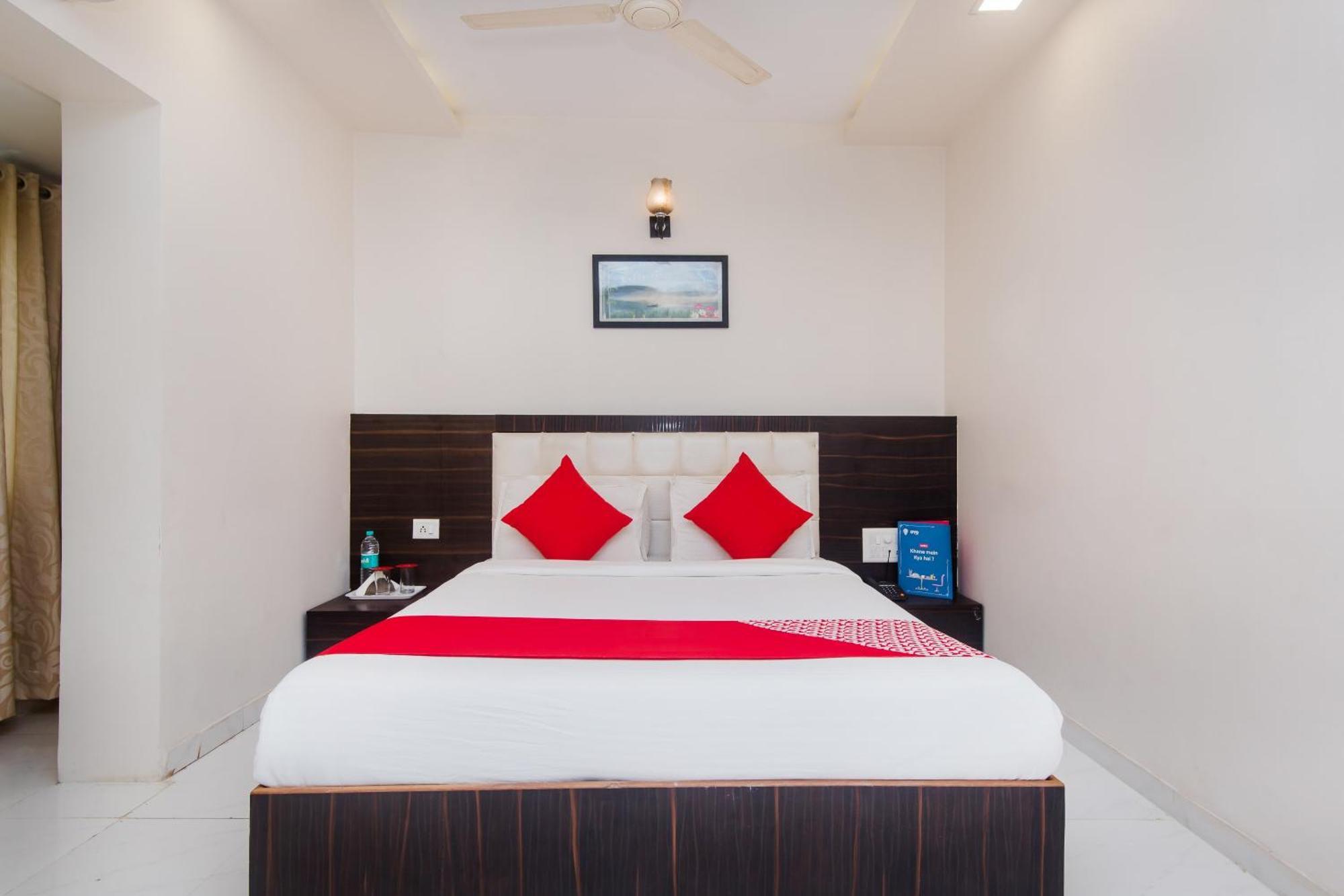 Hotel O Alfa Grand Near Chhatrapati Shivaji International Airport Мумбаи Экстерьер фото